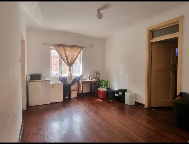 4 BEDROOM HOUSE FOR SALE IN WOODLANDS